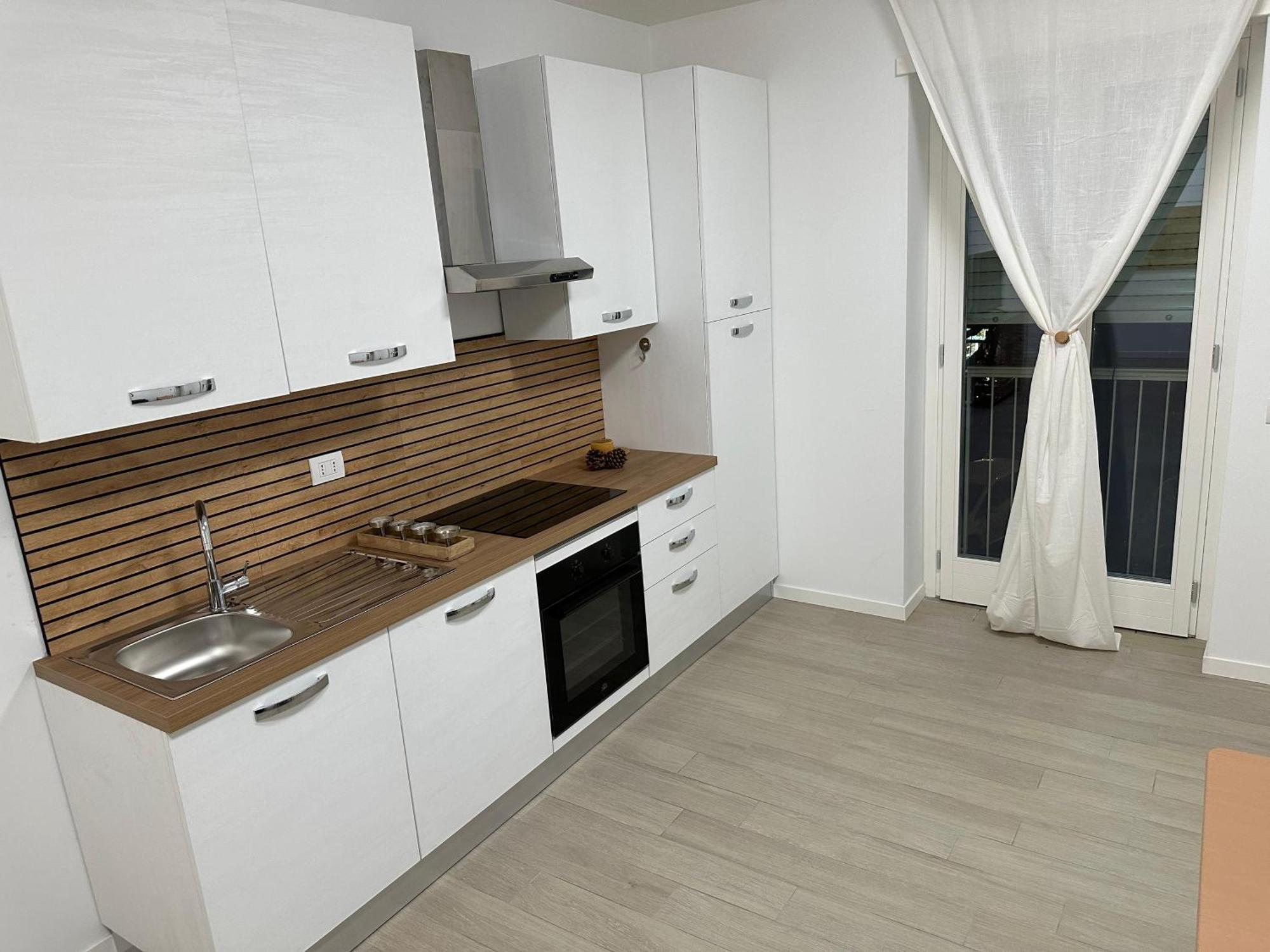 Casa Ideale Tim Appartmanti Moderni Vicina Al Centro Lecco Dış mekan fotoğraf