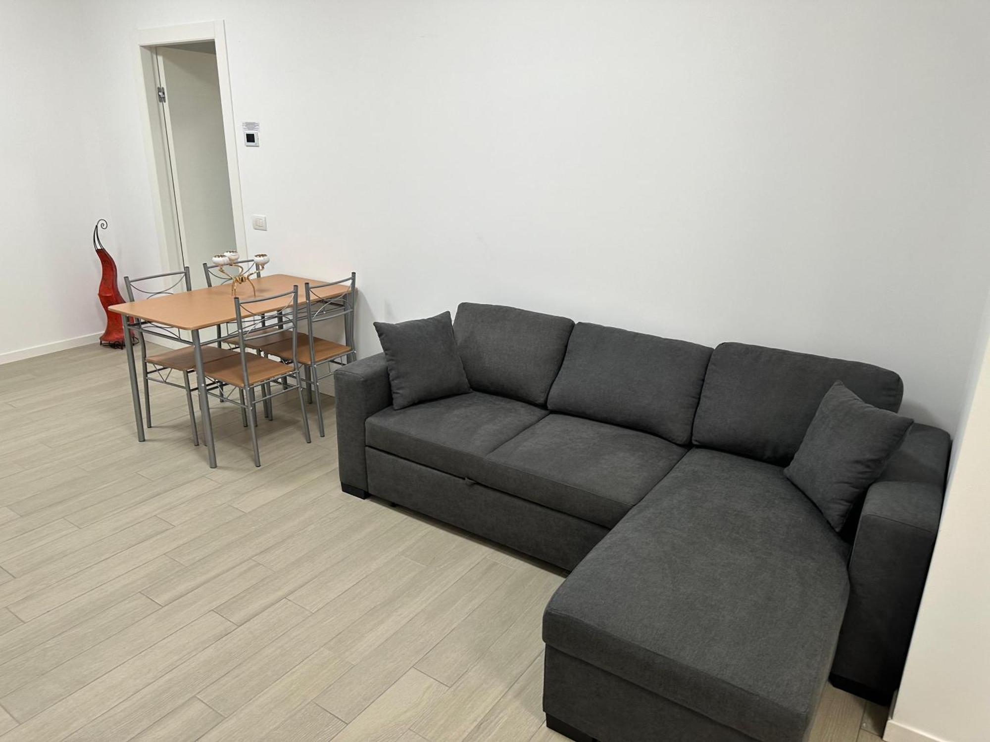 Casa Ideale Tim Appartmanti Moderni Vicina Al Centro Lecco Dış mekan fotoğraf